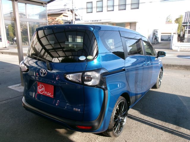 TOYOTA SIENTA HYBRID 2016 Image 31