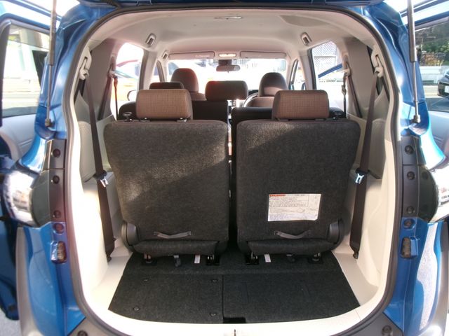 TOYOTA SIENTA HYBRID 2016 Image 31