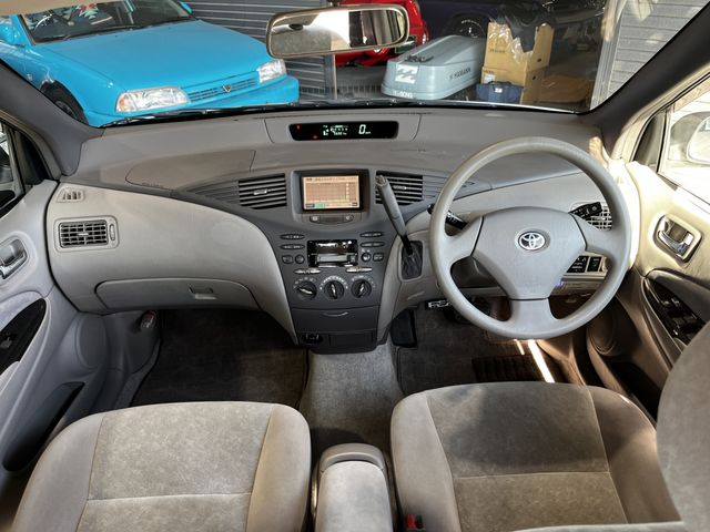 TOYOTA PRIUS 2002 Image 31