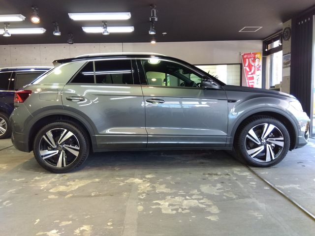 VOLKSWAGEN T-ROC 2023 Image 31