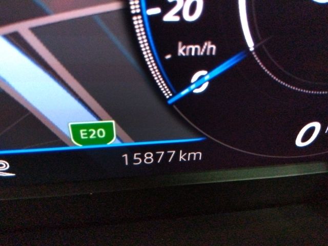 VOLKSWAGEN T-ROC 2023 Image 31