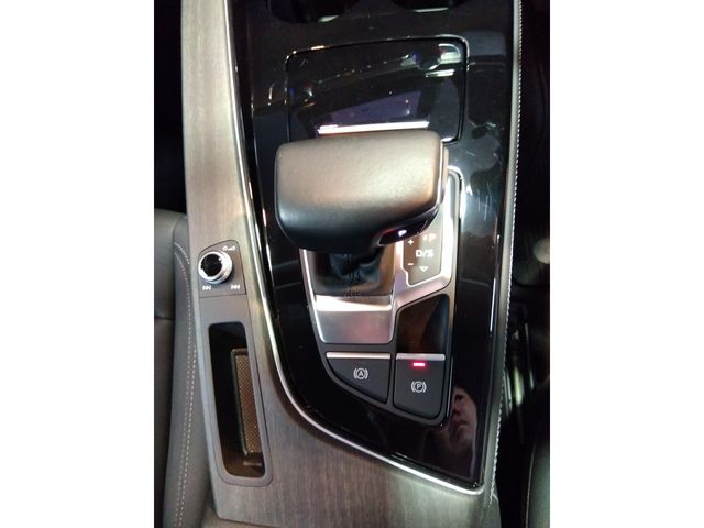 AUDI A4 ALL ROAD QU 2022 Image 31