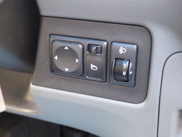 NISSAN NV200 VANETTE VAN 2018 Image 31