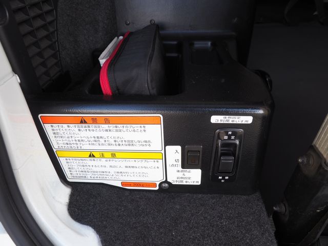 NISSAN NV200 VANETTE VAN 2018 Image 31