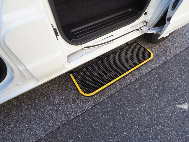 NISSAN NV200 VANETTE VAN 2018 Image 31