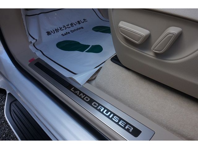 TOYOTA LANDCRUISER WAGON 2022 Image 31