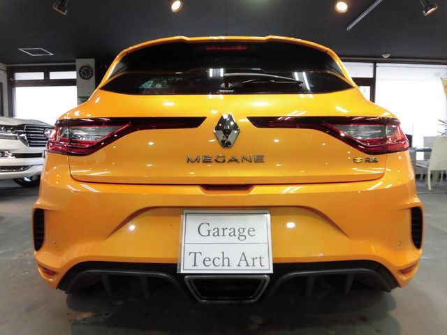 RENAULT MEGANE HATCH 2018 Image 31