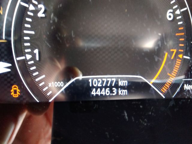 RENAULT MEGANE HATCH 2018 Image 31