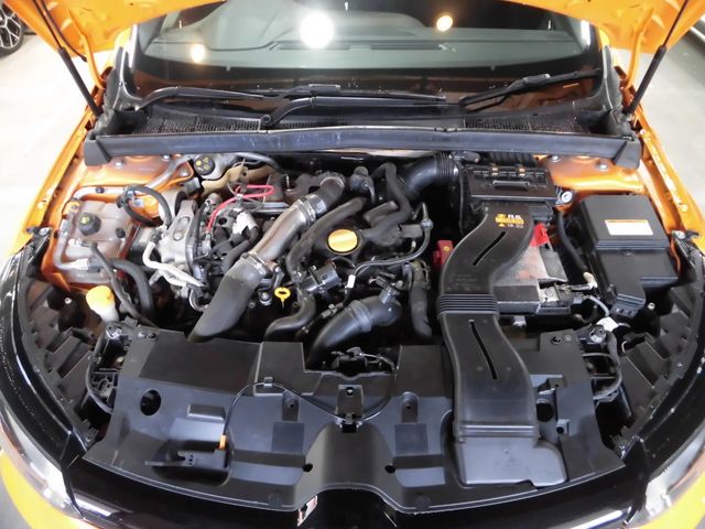 RENAULT MEGANE HATCH 2018 Image 31