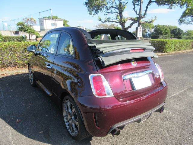 FIAT ABARTH 695 2013 Image 31