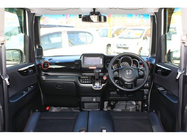 HONDA N BOX CUSTOM 2015 Image 31