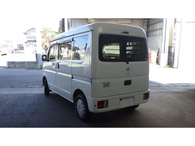 NISSAN NV100 CLIPPER 2018 Image 31