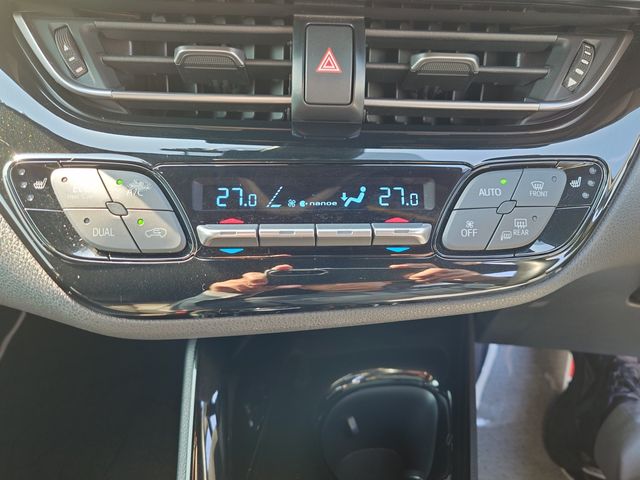 TOYOTA C-HR 2018 Image 31