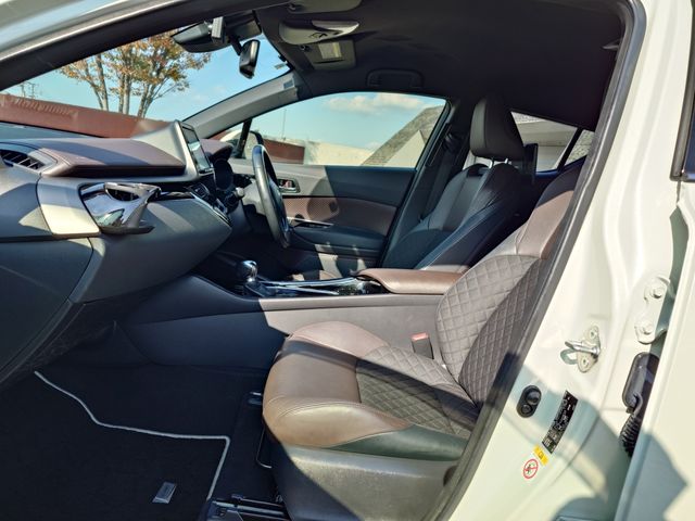 TOYOTA C-HR 2018 Image 31