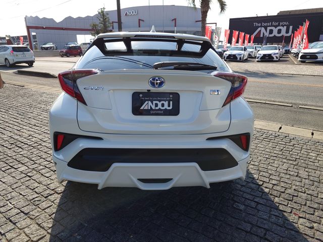 TOYOTA C-HR 2018 Image 31