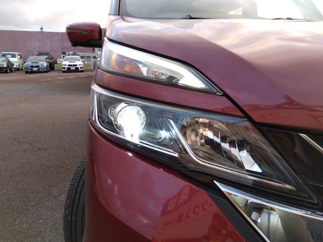 NISSAN SERENA  S-HYBRID 2018 Image 31