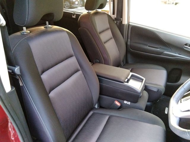 NISSAN SERENA  S-HYBRID 2018 Image 31