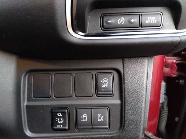 NISSAN SERENA  S-HYBRID 2018 Image 31