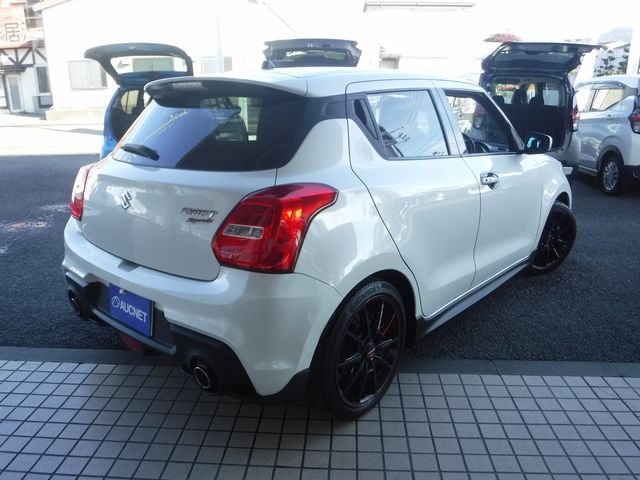 SUZUKI SWIFT 2019 Image 31
