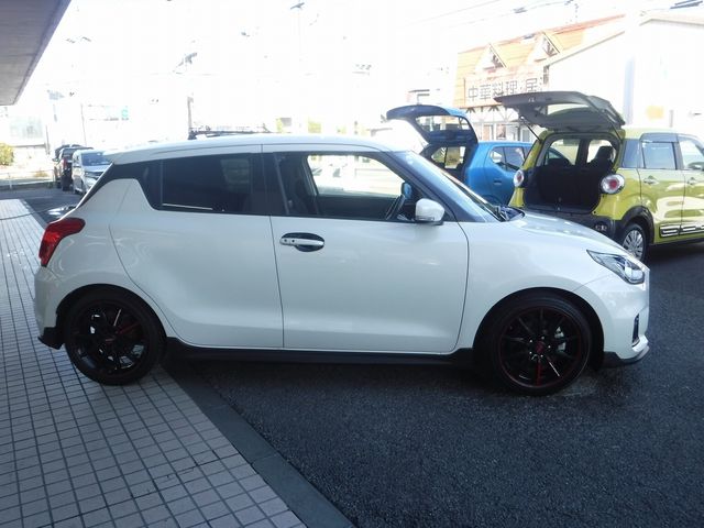 SUZUKI SWIFT 2019 Image 31