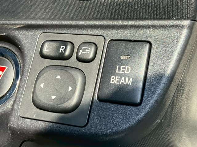 TOYOTA AQUA 2018 Image 31