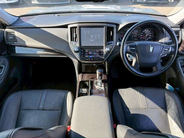 TOYOTA CROWN SEDAN HYBRID 2016 Image 31