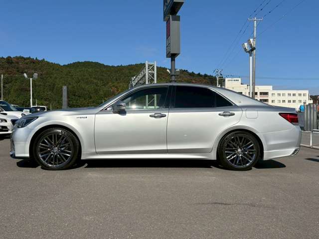 TOYOTA CROWN SEDAN HYBRID 2016 Image 31