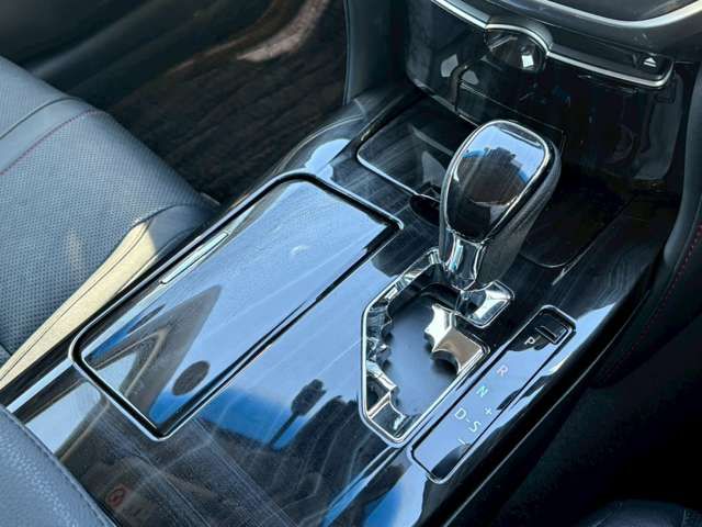 TOYOTA CROWN SEDAN HYBRID 2016 Image 31