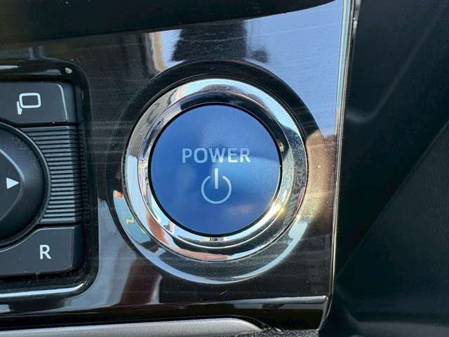 TOYOTA CROWN SEDAN HYBRID 2016 Image 31