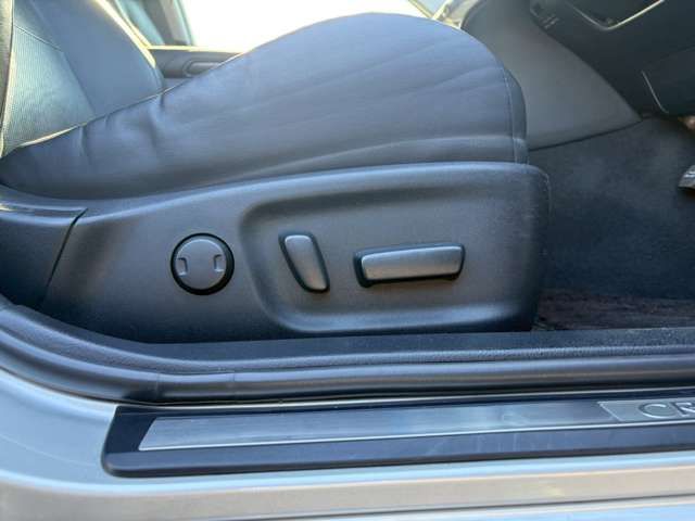 TOYOTA CROWN SEDAN HYBRID 2016 Image 31