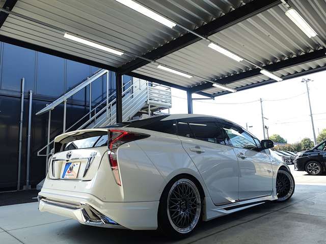 TOYOTA PRIUS 2016 Image 31