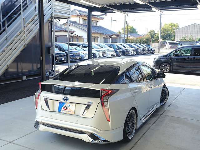 TOYOTA PRIUS 2016 Image 31