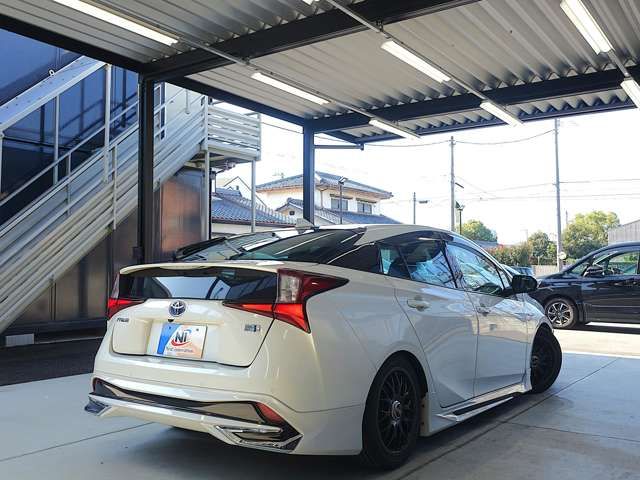TOYOTA PRIUS 2019 Image 31