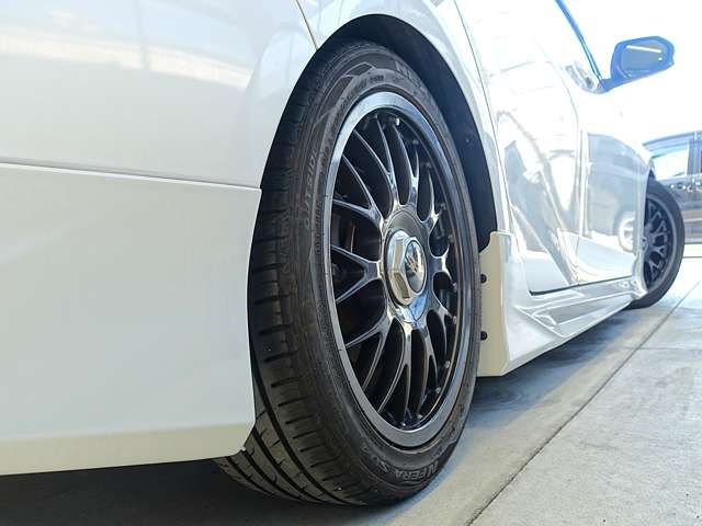 TOYOTA PRIUS 2019 Image 31