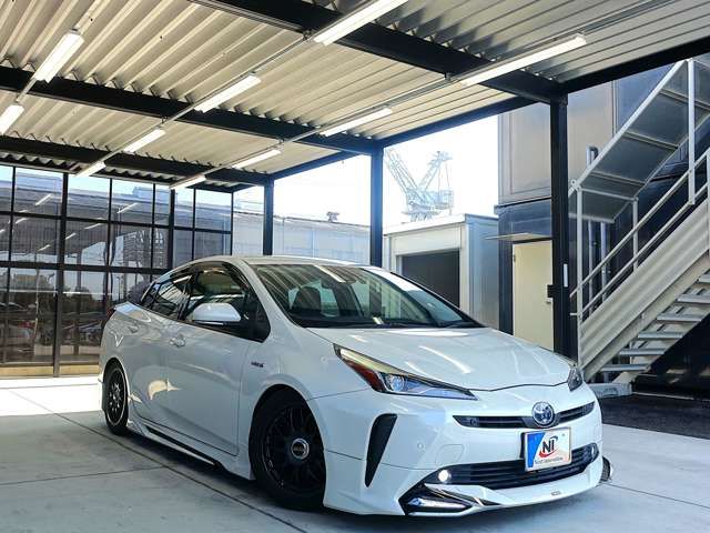 TOYOTA PRIUS 2019 Image 31