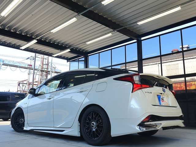 TOYOTA PRIUS 2019 Image 31