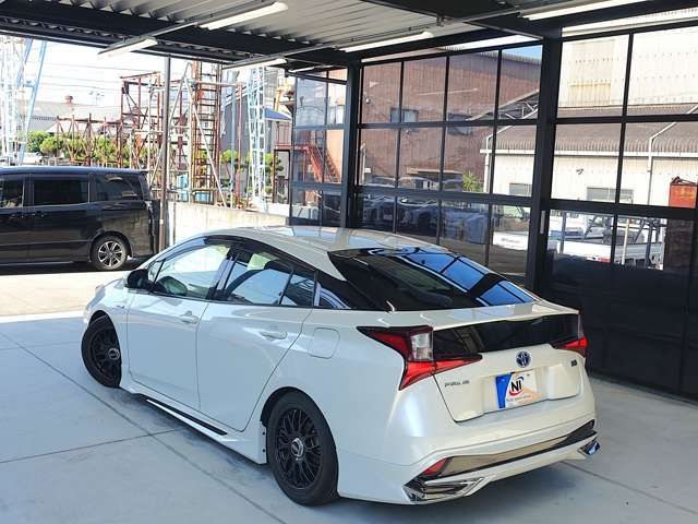 TOYOTA PRIUS 2019 Image 31