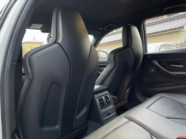 BMW M3 SEDAN 2017 Image 31