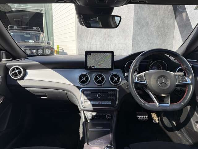 MERCEDES BENZ CLA CL 2018 Image 31