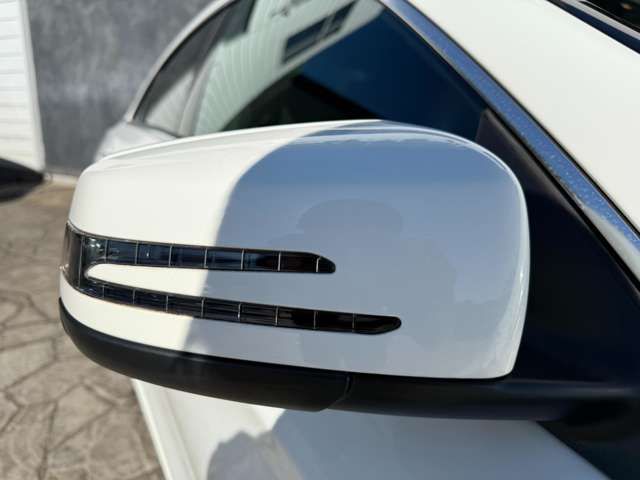 MERCEDES BENZ CLA CL 2018 Image 31