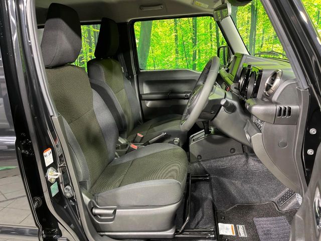 SUZUKI JIMNY NOMADE 2025 Image 31