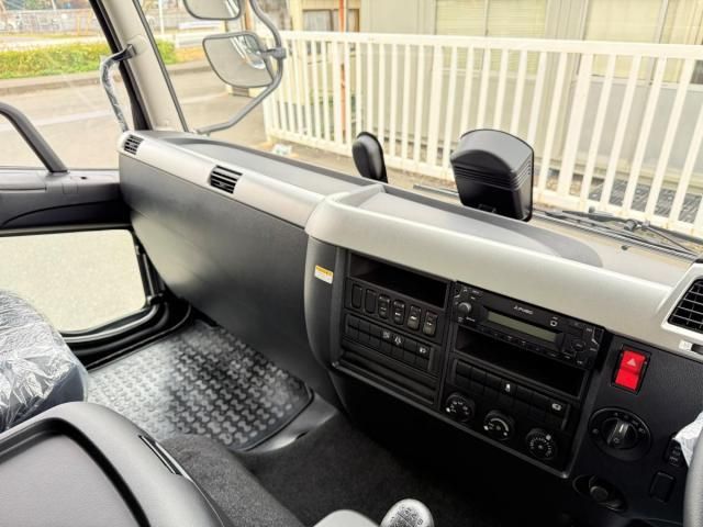 MITSUBISHI FUSOU FIGHTER 2025 Image 31