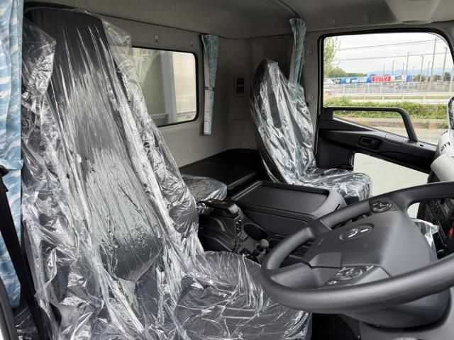 MITSUBISHI FUSOU FIGHTER 2025 Image 31