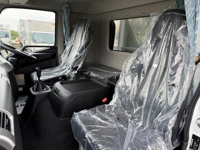 MITSUBISHI FUSOU FIGHTER 2025 Image 31