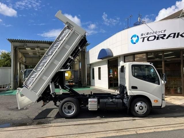 HINO DUTRO 2024 Image 31