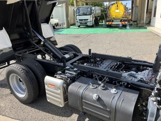 HINO DUTRO 2024 Image 31