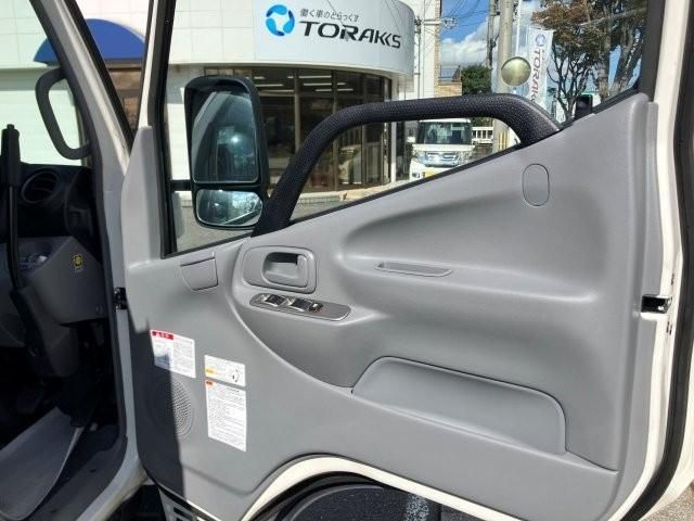 HINO DUTRO 2024 Image 31