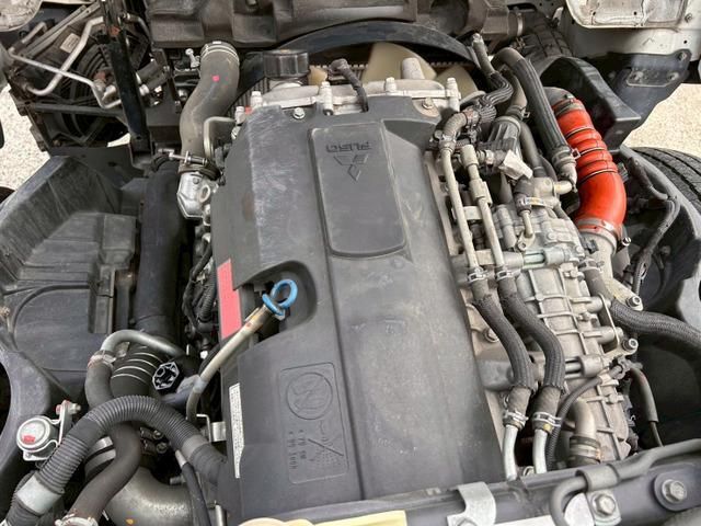 MITSUBISHI CANTER 2018 Image 31