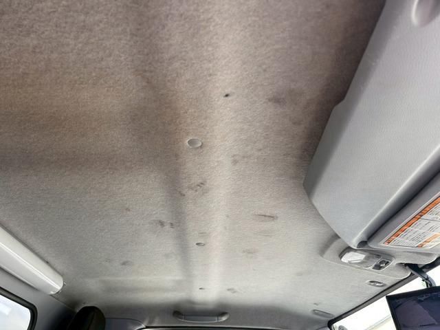 MITSUBISHI CANTER 2018 Image 31