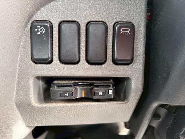 MITSUBISHI CANTER 2018 Image 31